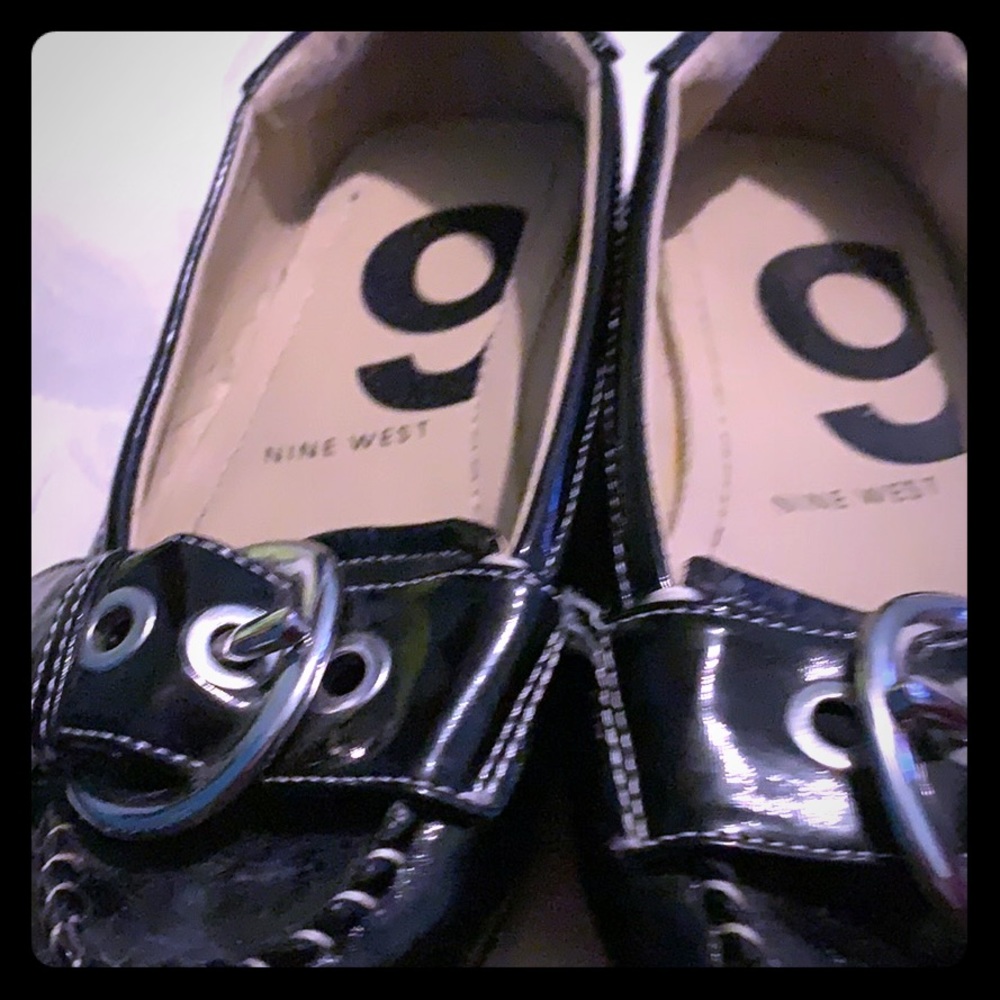 Dress shoes
